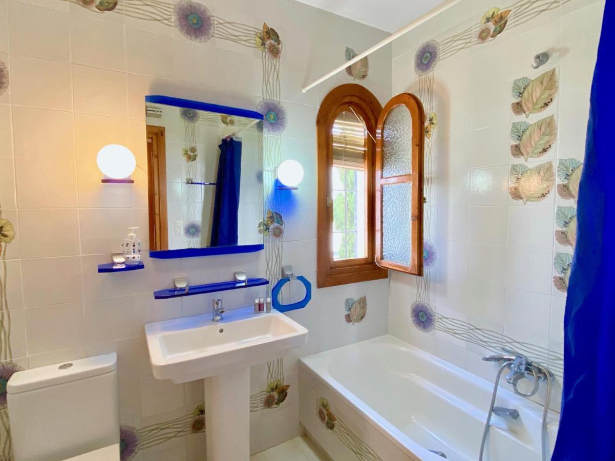 Precioso Chalet En Almunecar Junto Al Mar Con Garage Privado المظهر الخارجي الصورة
