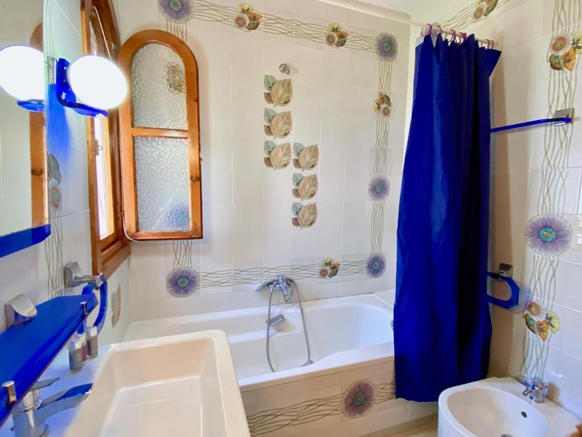 Precioso Chalet En Almunecar Junto Al Mar Con Garage Privado المظهر الخارجي الصورة